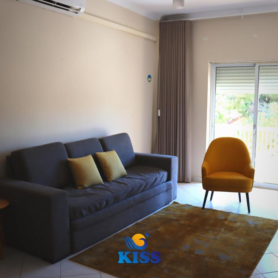 Kiss - Apartamentos อัลบูเฟรา ภายนอก รูปภาพ